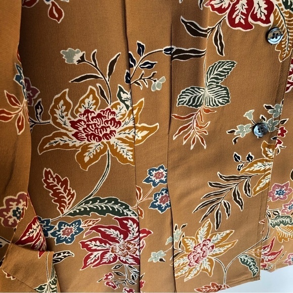 VINTAGE caramel silk button up top earthy floral print padded shoulders 10 - Picture 7 of 10